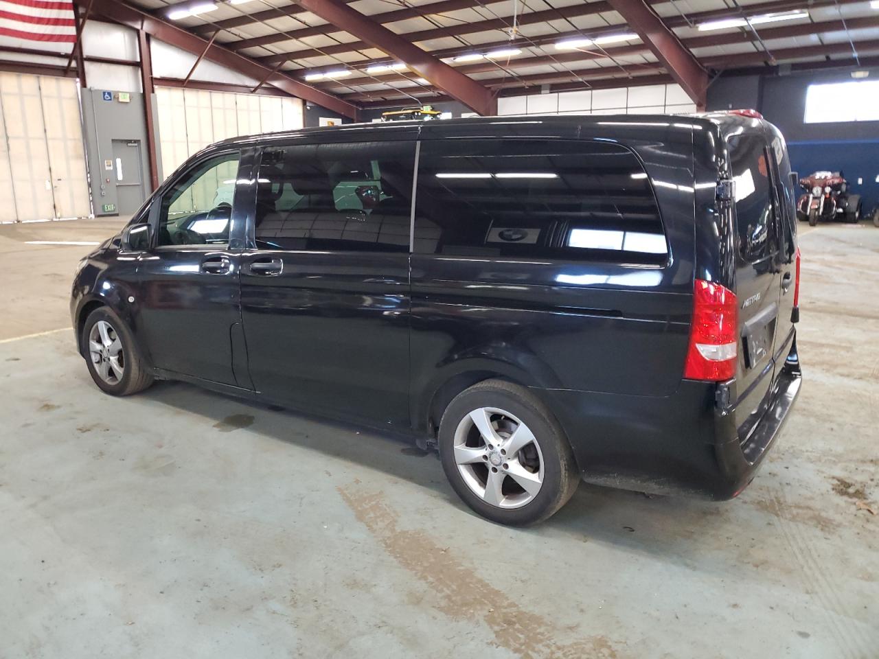 Изображение 2 2017 MERCEDES-BENZ METRIS  2017 с VIN WD4PG2EE4H3310680