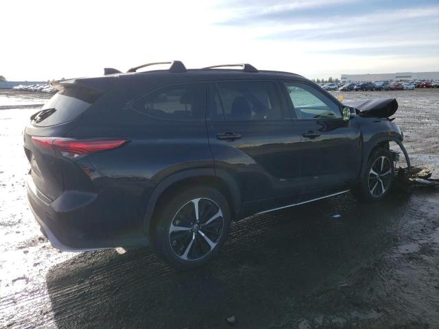 Obraz 3 z 2022 TOYOTA HIGHLANDER XSE 2022 z VIN 5TDJZRBH1NS250059