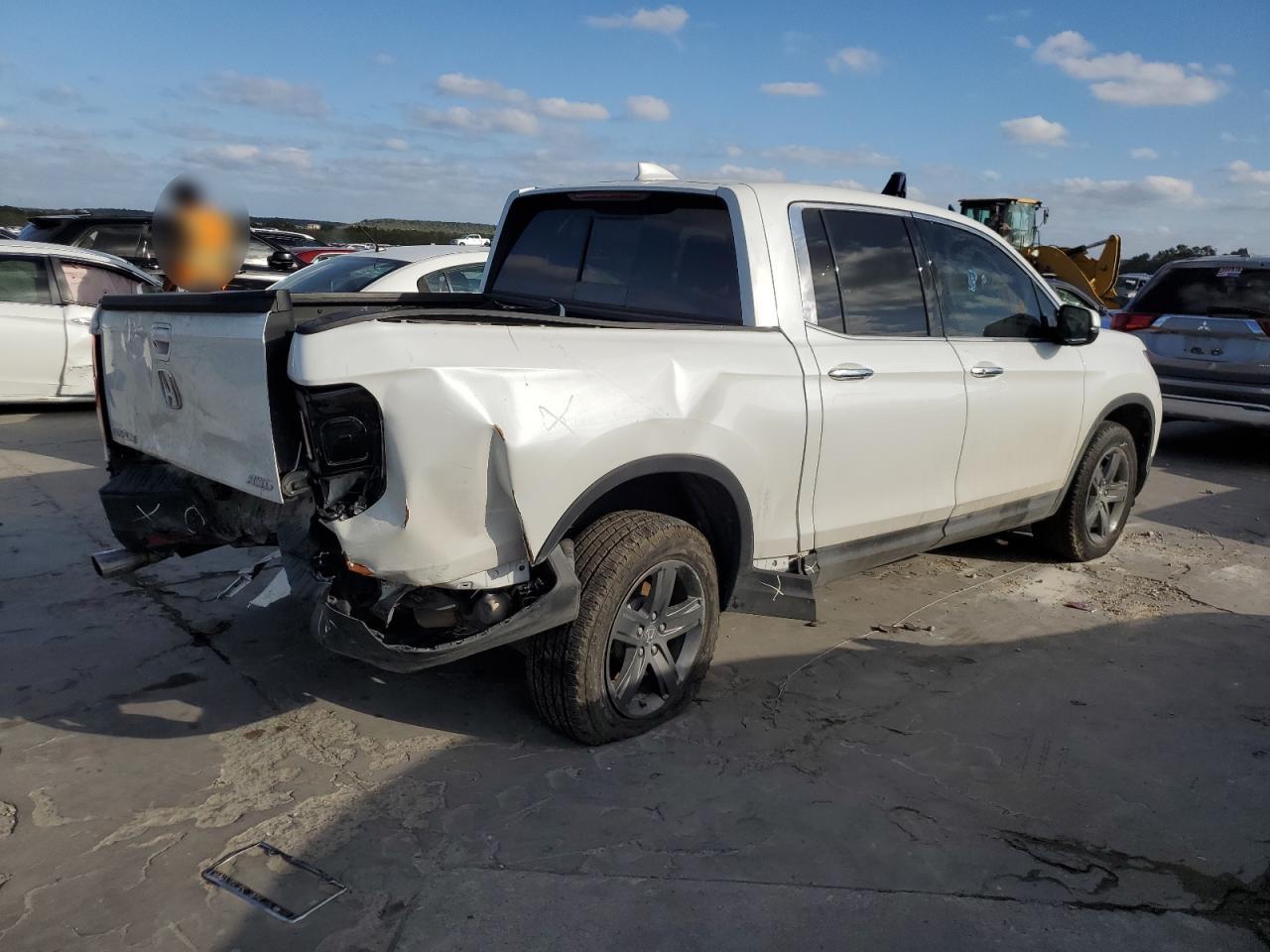 Image 3 of Honda Ridgeline Rtl 2022 with VIN 5FPYK3F70NB009090