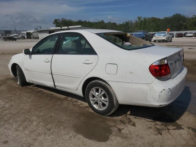 Изображение 2 2005 TOYOTA CAMRY LE 2005 с VIN 4T1BF32KX5U609597