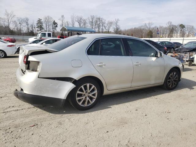 Image 3 of 2010 VOLKSWAGEN JETTA SE 2010 with VIN 3VWRZ7AJ6AM055559