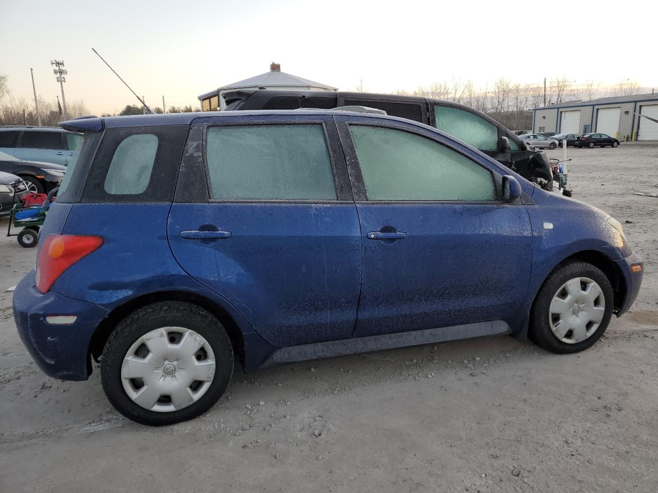 Image 3 of 2005 TOYOTA SCION XA  2005 with VIN JTKKT624950119832