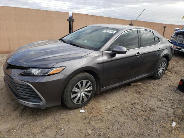 Obraz 1 z 2022 TOYOTA CAMRY LE 2022 z VIN 4T1C31AK8NU593404