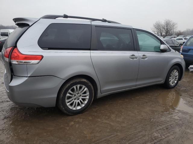 Obraz 3 z 2011 TOYOTA SIENNA XLE 2011 z VIN 5TDYK3DC3BS155466