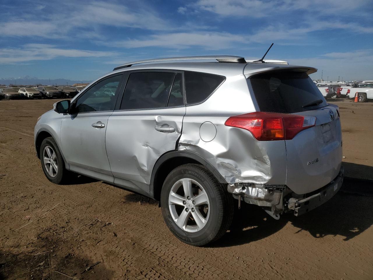 Image 2 of 2014 TOYOTA RAV4 XLE 2014 with VIN 2T3RFREVXEW174157