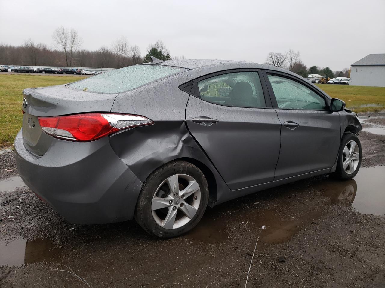 Image 3 of 2013 HYUNDAI ELANTRA GLS 2013 with VIN 5NPDH4AE5DH376861