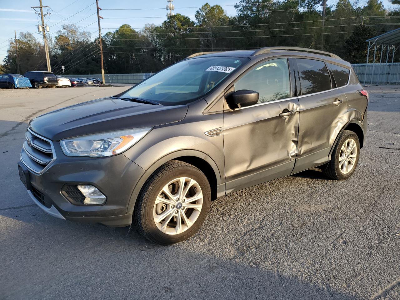 Image 1 of 2017 FORD ESCAPE SE 2017 with VIN 1FMCU9GD9HUC79205