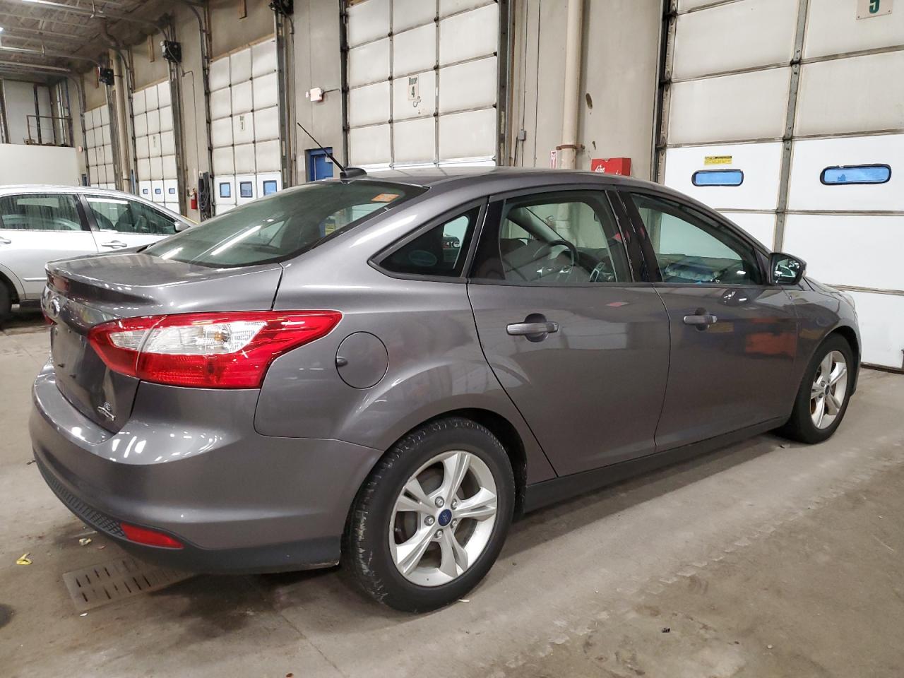 Изображение 3 2014 FORD FOCUS SE 2014 с VIN 1FADP3F2XEL441590