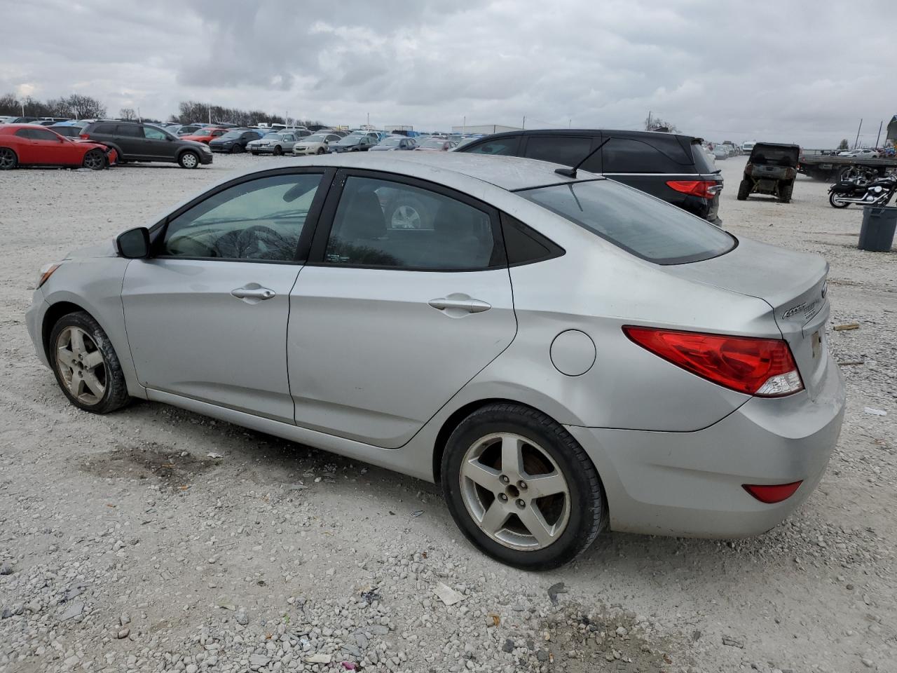 Image 2 of 2013 HYUNDAI ACCENT GLS 2013 with VIN KMHCT4AE1DU539937