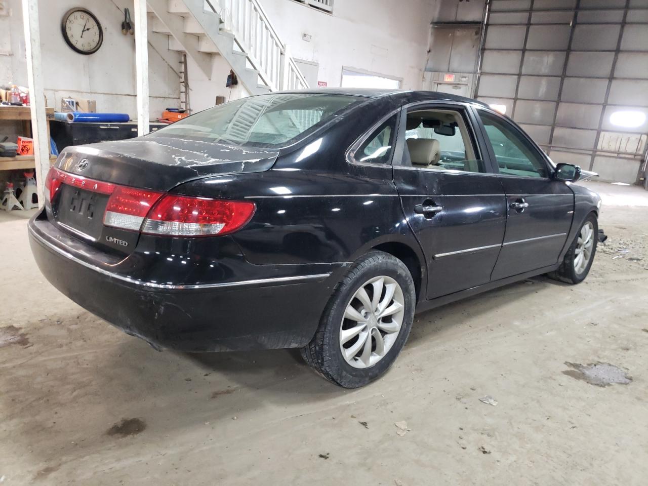 Изображение 3 2006 HYUNDAI AZERA SE 2006 с VIN KMHFC46F36A132026