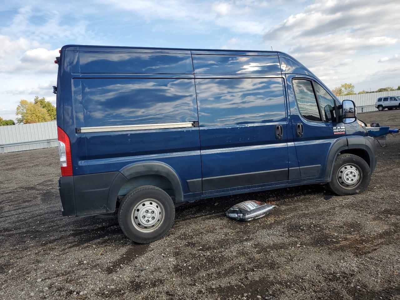 Obraz 3 z 2020 RAM PROMASTER 2500 2500 HIGH 2020 z VIN 3C6TRVCG4LE124445