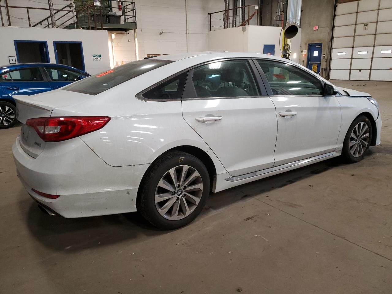 Изображение 3 2015 HYUNDAI SONATA SPORT 2015 с VIN 5NPE34AF3FH119681