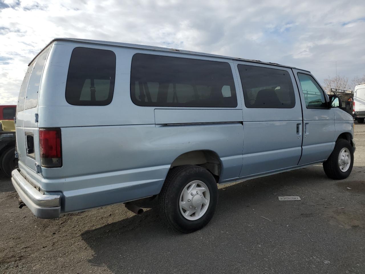 Obraz 3 z 1999 FORD ECONOLINE E350 SUPER DUTY WAGON 1999 z VIN 1FBSS31L5XHB22222