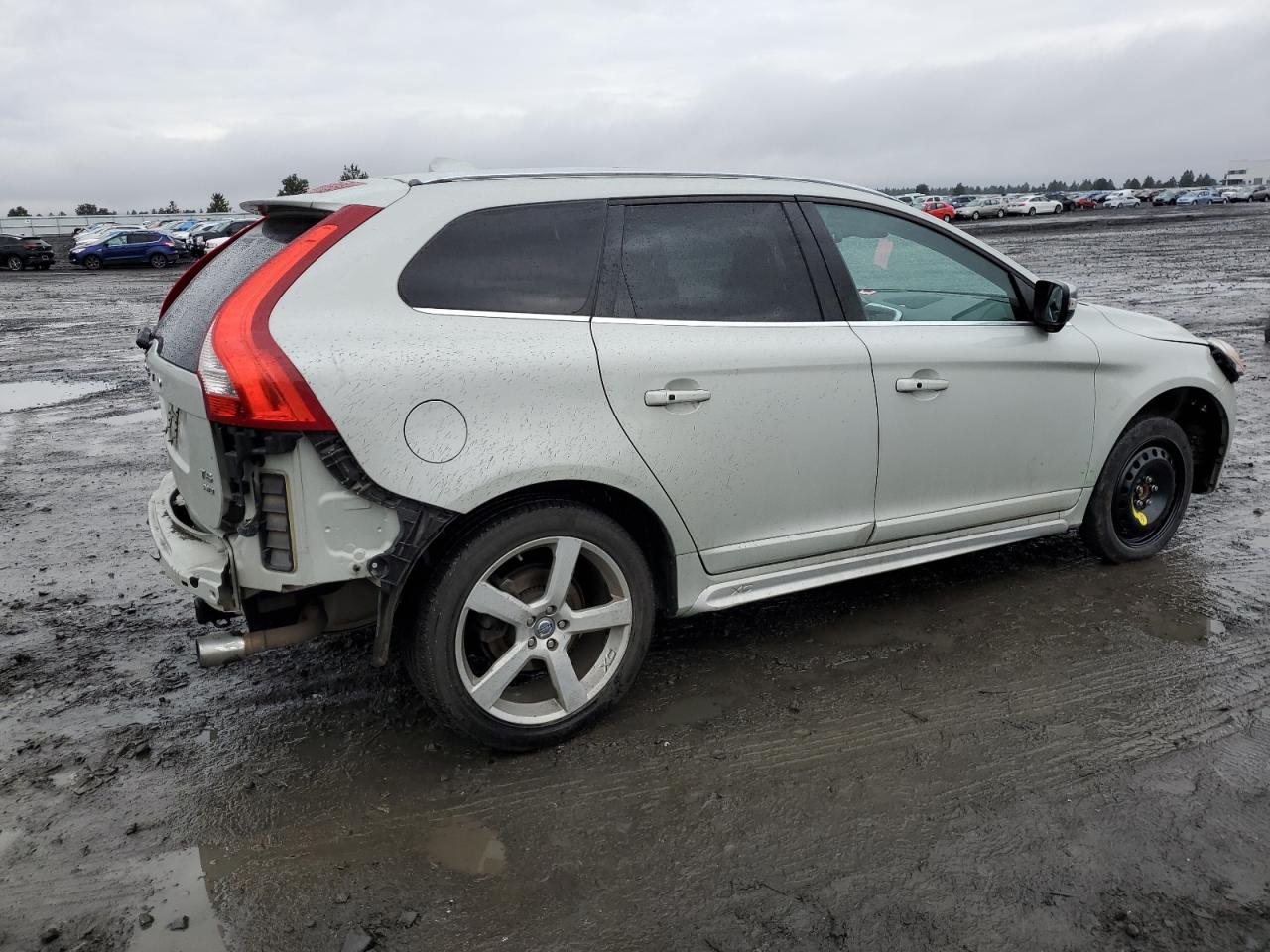 Obraz 3 z 2011 VOLVO XC60 T6 2011 z VIN YV4902DZ9B2187903