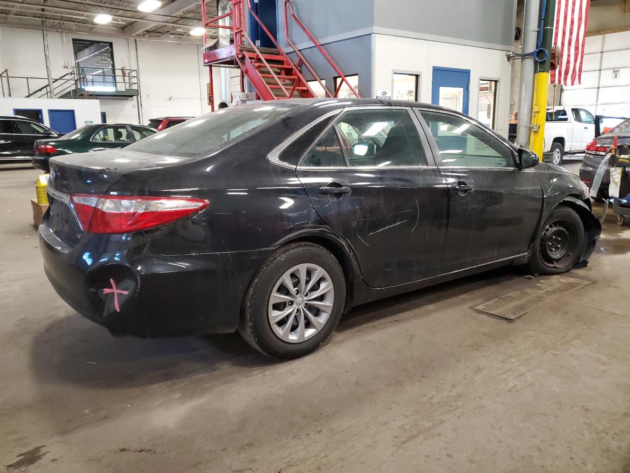 Image 3 of 2017 TOYOTA CAMRY LE 2017 with VIN 4T1BF1FK1HU432618