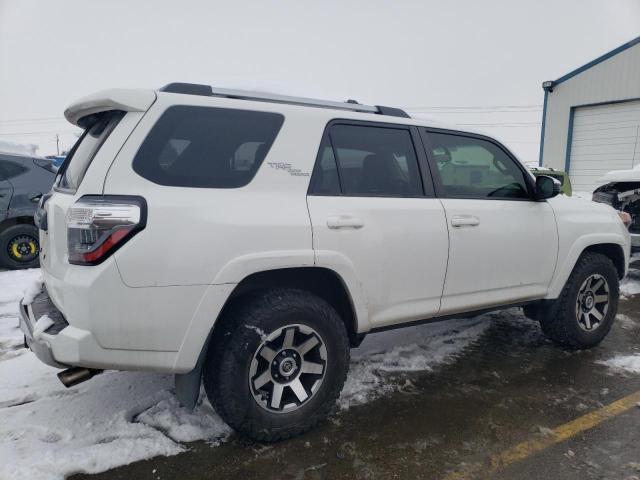 Изображение 3 2018 TOYOTA 4RUNNER SR5/SR5 PREMIUM 2018 с VIN JTEBU5JR0J5545140