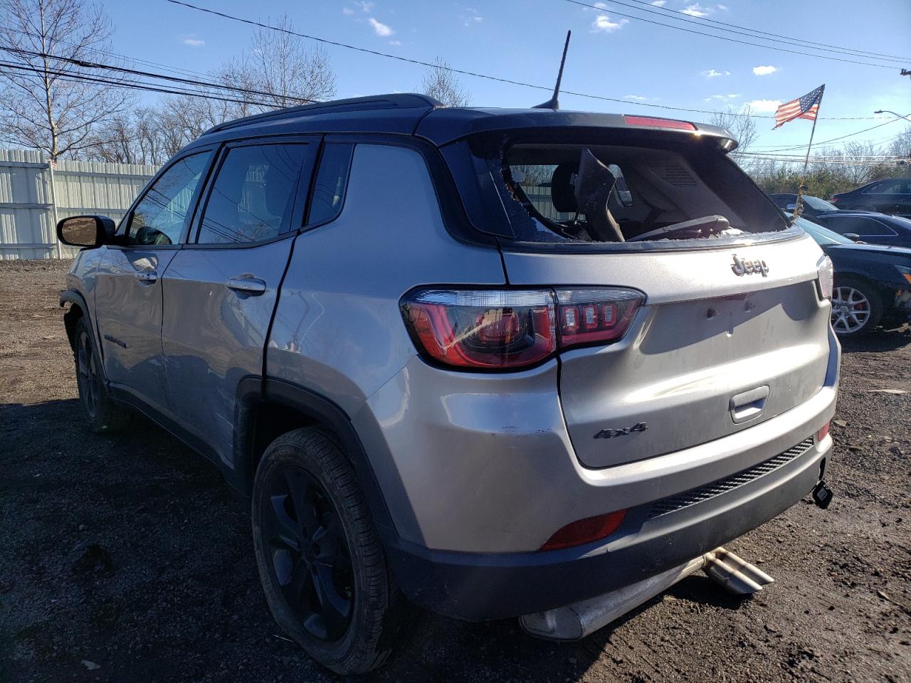 Image 2 of 2020 JEEP COMPASS LATITUDE 2020 with VIN 3C4NJDBB7LT164913