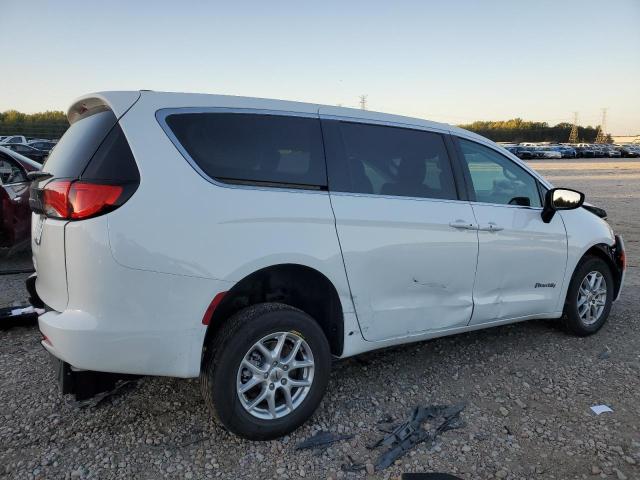 Image 3 of 2023 CHRYSLER VOYAGER LX 2023 with VIN 2C4RC1CG8PR550995