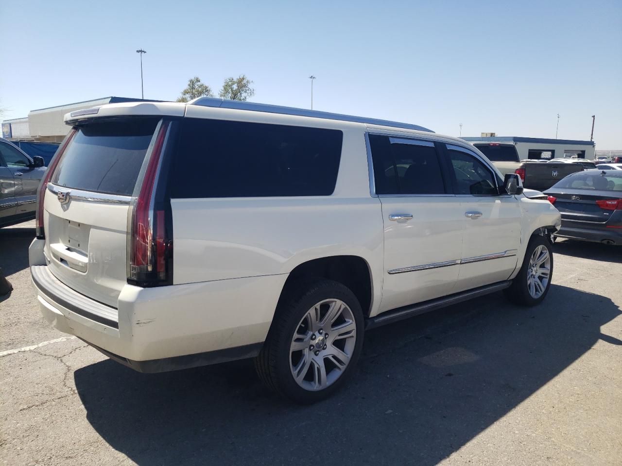 Image 3 of 2015 CADILLAC ESCALADE ESV PREMIUM 2015 with VIN 1GYS3TKJ7FR709014