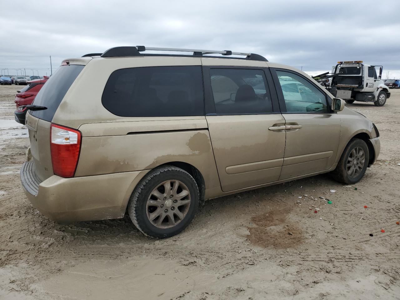 Image 3 of 2006 KIA SEDONA EX 2006 with VIN KNDMB233166069122