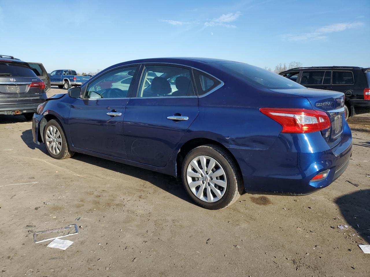 Изображение 2 2018 NISSAN SENTRA S 2018 с VIN 3N1AB7AP5JY267891