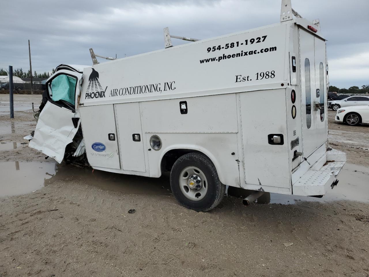 Image 2 of 2017 CHEVROLET EXPRESS G3500  2017 with VIN 1GB0GRFG4H1274087
