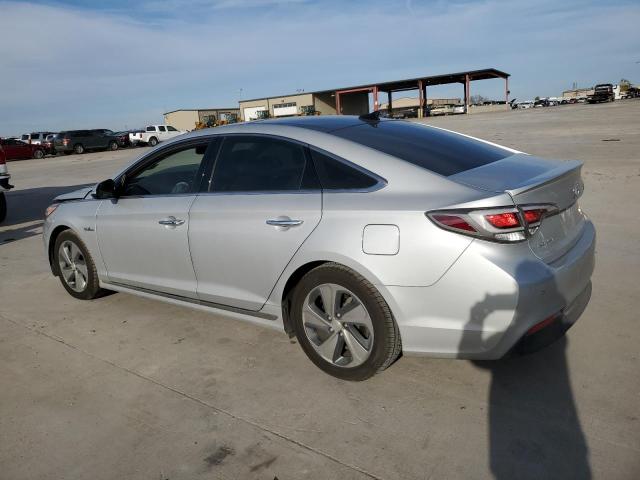 Image 2 of 2017 HYUNDAI SONATA HYBRID 2017 with VIN KMHE34L37HA072597