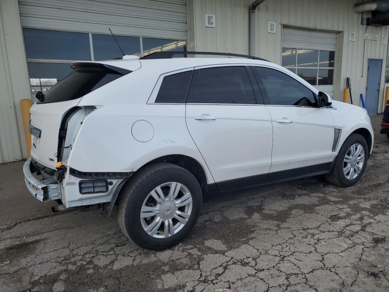 Obraz 3 z 2016 CADILLAC SRX  2016 z VIN 3GYFNAE31GS584359