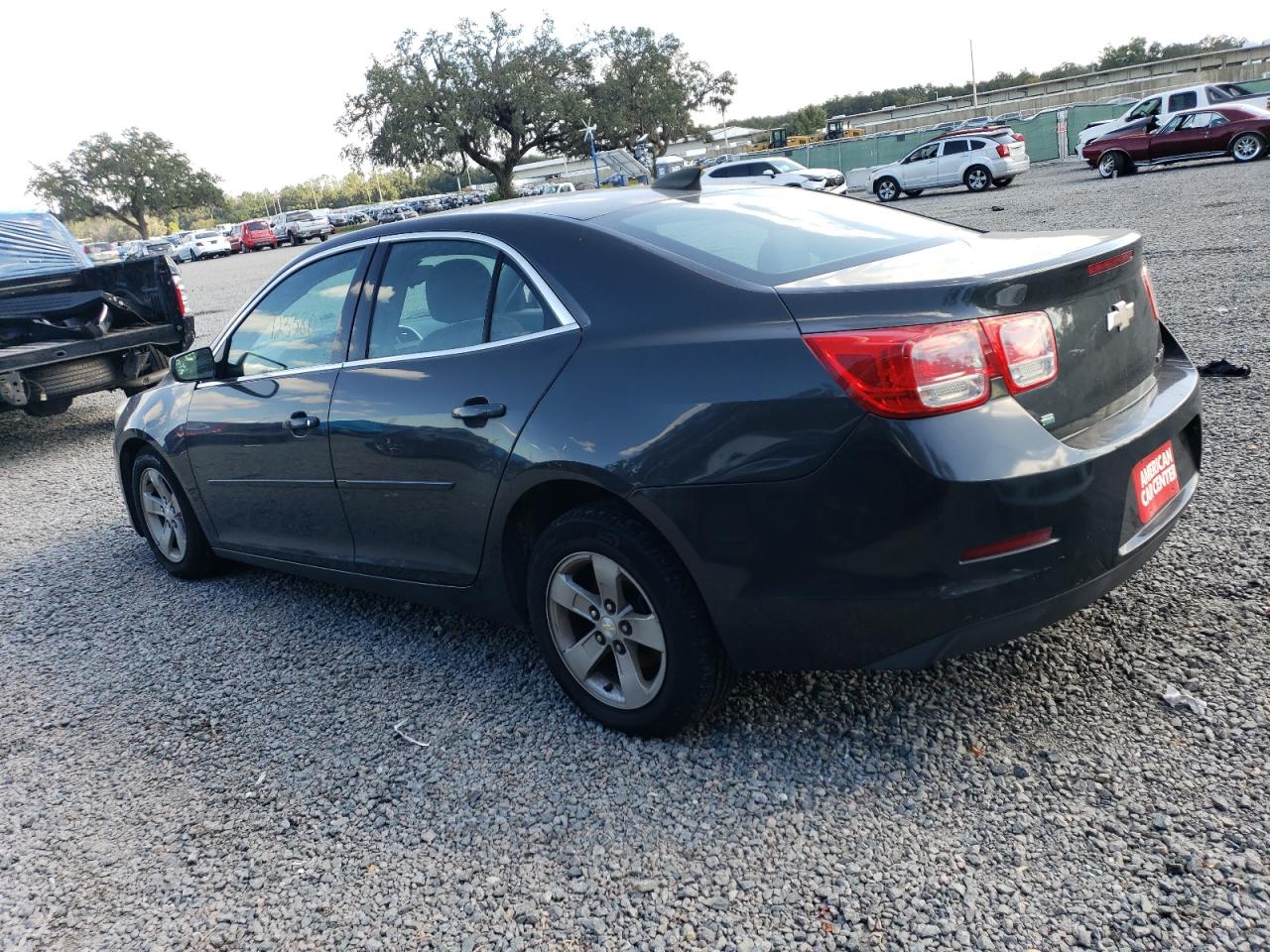 Изображение 2 2015 CHEVROLET MALIBU LS 2015 с VIN 1G11B5SL2FF133652