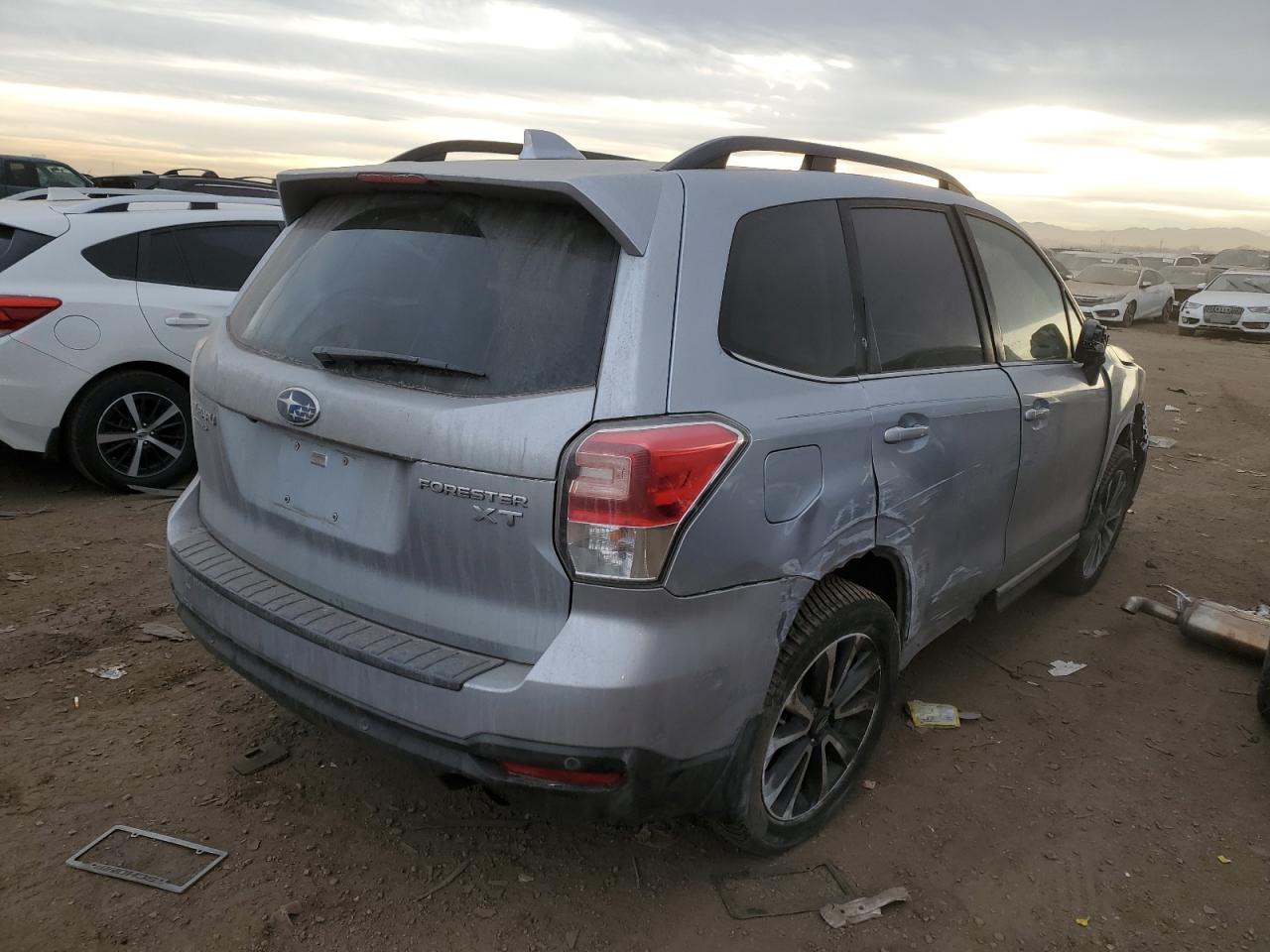 Obraz 3 z 2017 SUBARU FORESTER 2.0XT TOURING 2017 z VIN JF2SJGWC3HH423931