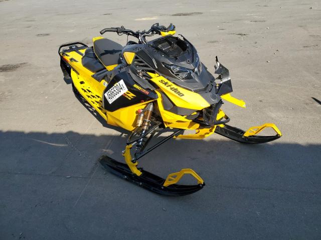 2024 SKI DOO MXZ XRS850 2024 image