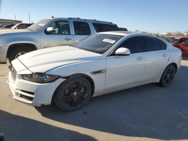 Obraz 1 z 2017 JAGUAR XE  2017 z VIN SAJAR4BG4HA974275