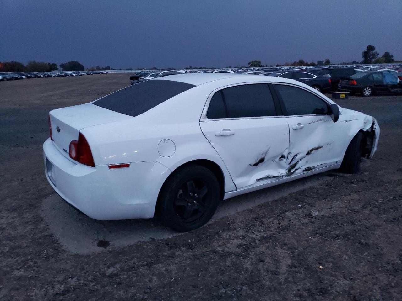 Image 3 of 2009 CHEVROLET MALIBU LS 2009 with VIN 1G1ZG57K194271591