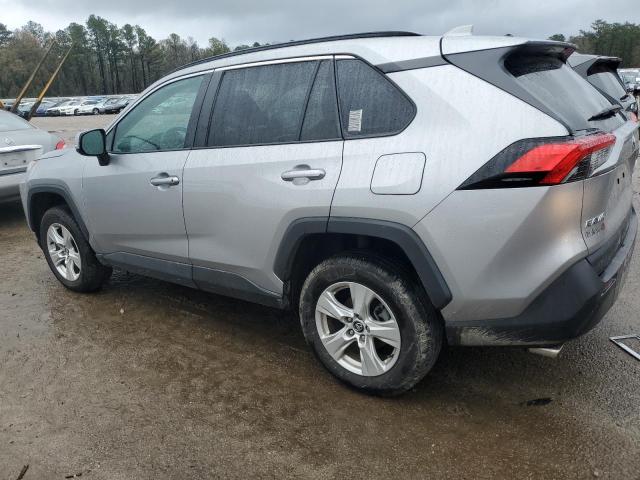 Obraz 2 z 2021 TOYOTA RAV4 XLE 2021 z VIN 2T3W1RFV7MC087624