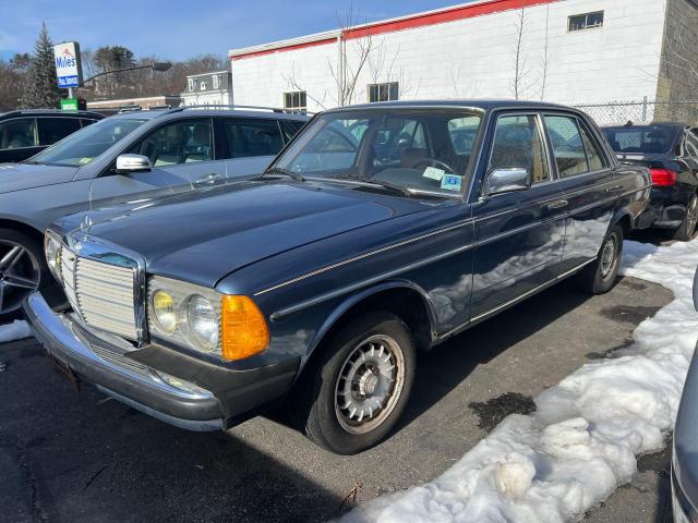 Obraz 2 z 1984 MERCEDES-BENZ 300 DT 1984 z VIN WDBAB33A9EA038539