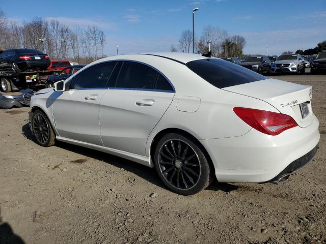 Obraz 2 z 2014 MERCEDES-BENZ CLA 250 4MATIC 2014 z VIN WDDSJ4GBXEN136284