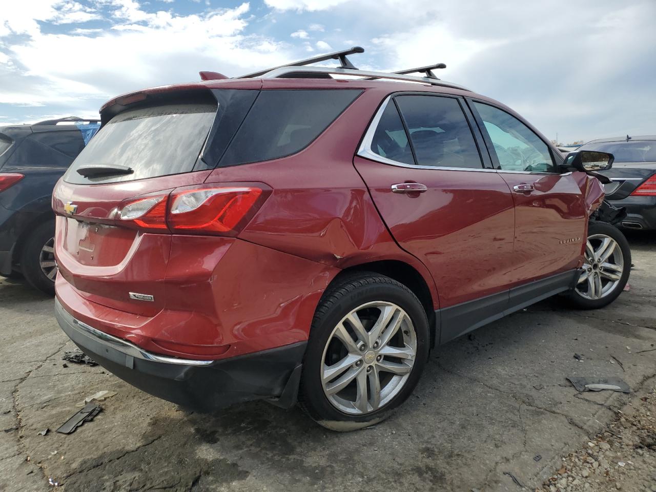 Image 3 of 2018 CHEVROLET EQUINOX PREMIER 2018 with VIN 3GNAXMEV8JL119261