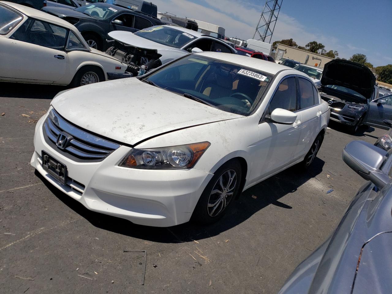 Image 1 of 2012 HONDA ACCORD LX 2012 with VIN 1HGCP2F39CA182108