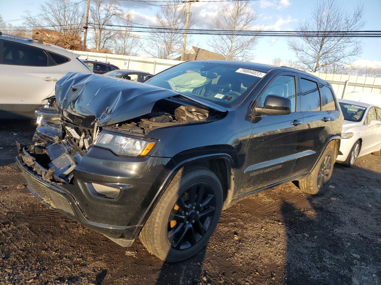 2017 JEEP GRAND CHEROKEE LAREDO 2017 image