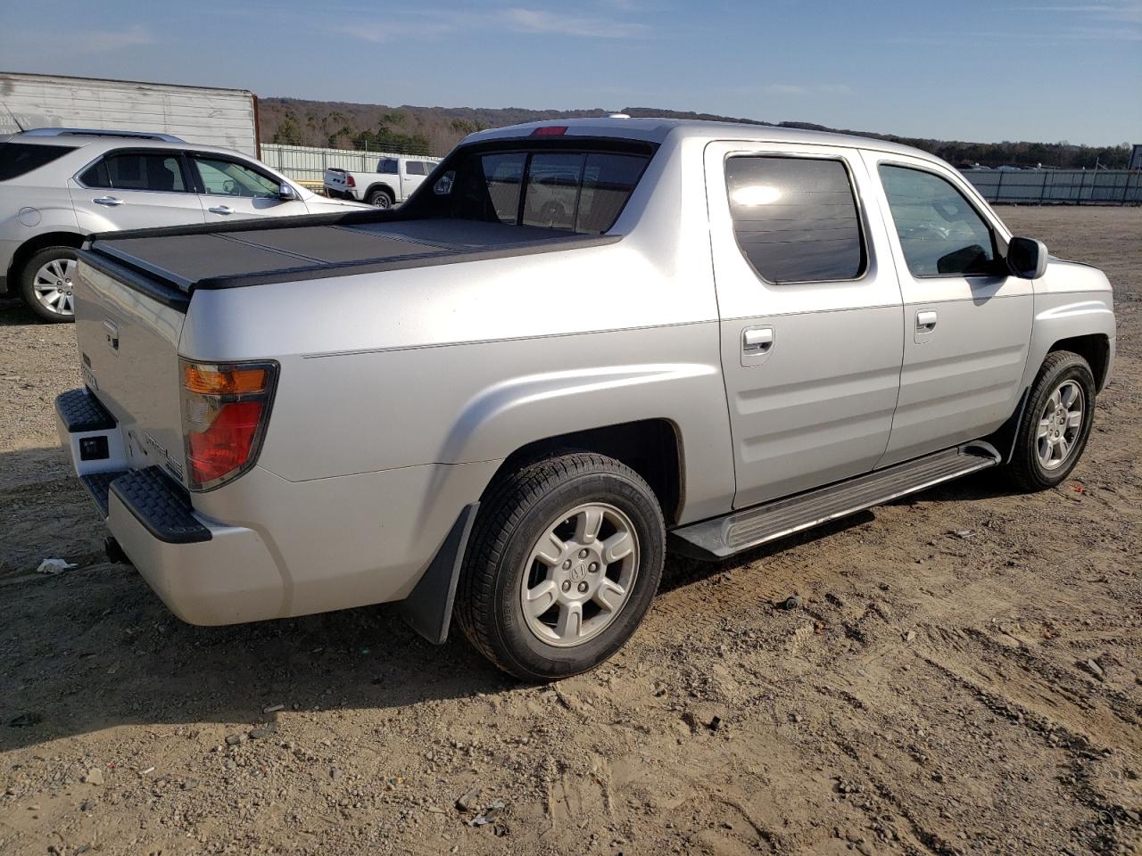 Image 3 of 2006 HONDA RIDGELINE RTL 2006 with VIN 2HJYK16546H535287