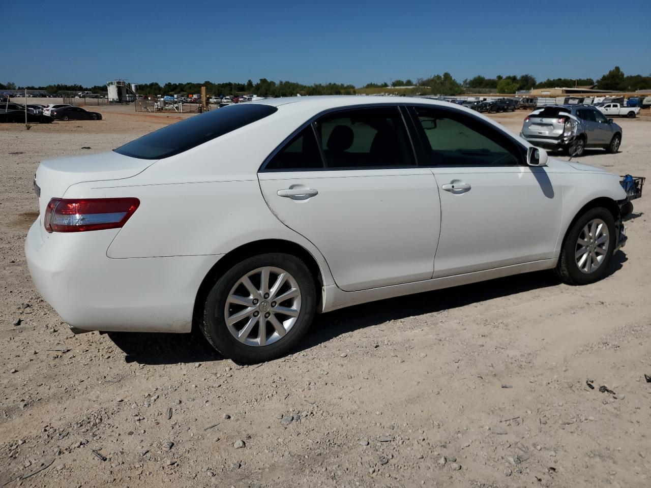 Изображение 3 2011 TOYOTA CAMRY SE 2011 с VIN 4T1BK3EK3BU632464