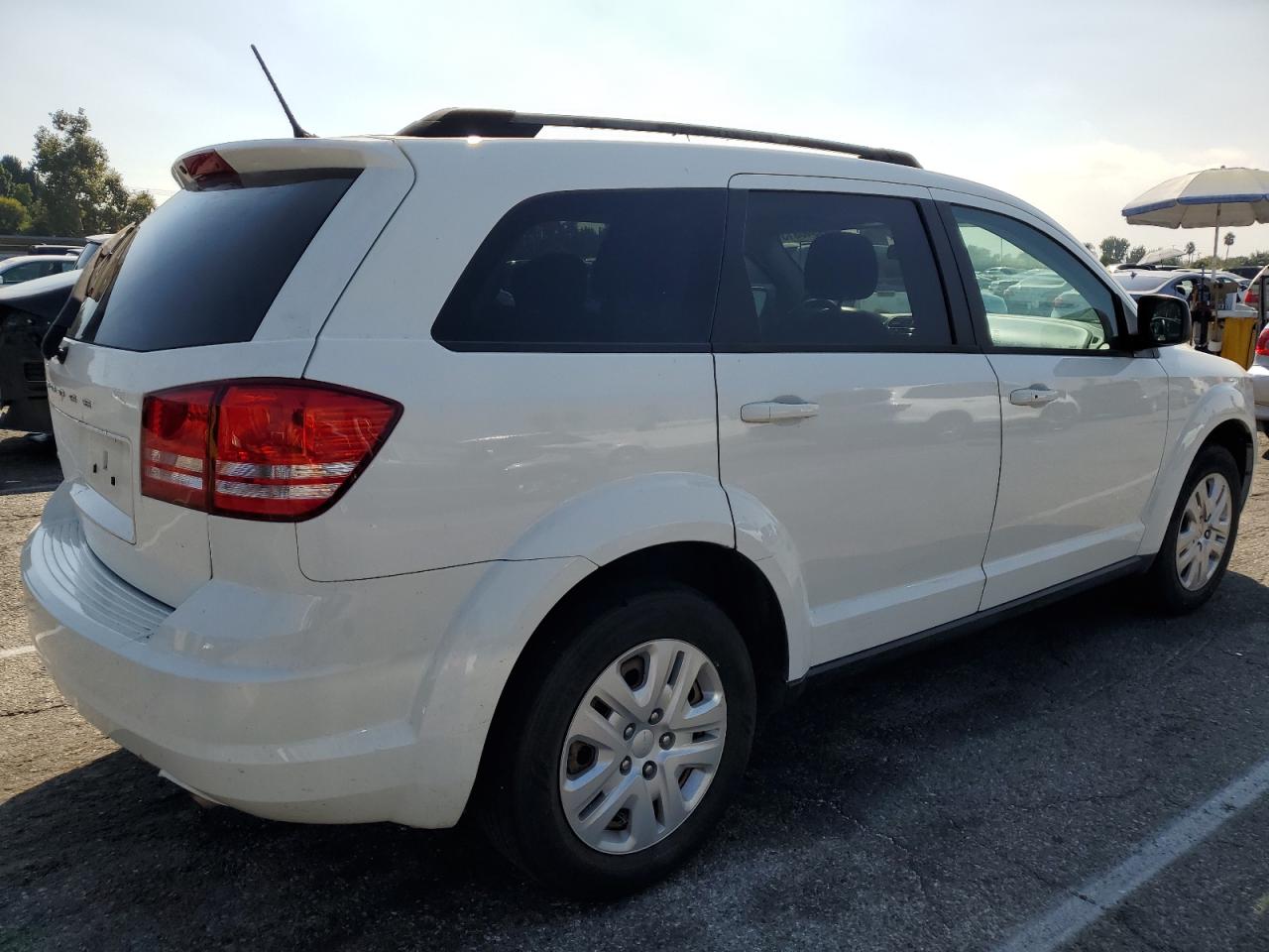 Image 3 of 2017 DODGE JOURNEY SE 2017 with VIN 3C4PDCAB7HT638460