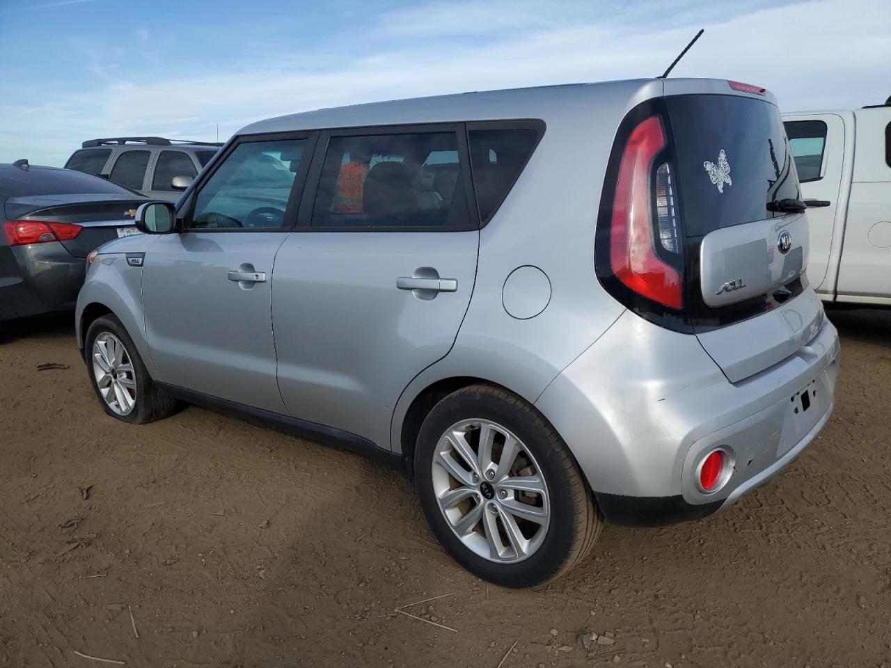 Image 2 of 2018 KIA SOUL + 2018 with VIN KNDJP3A59J7596228