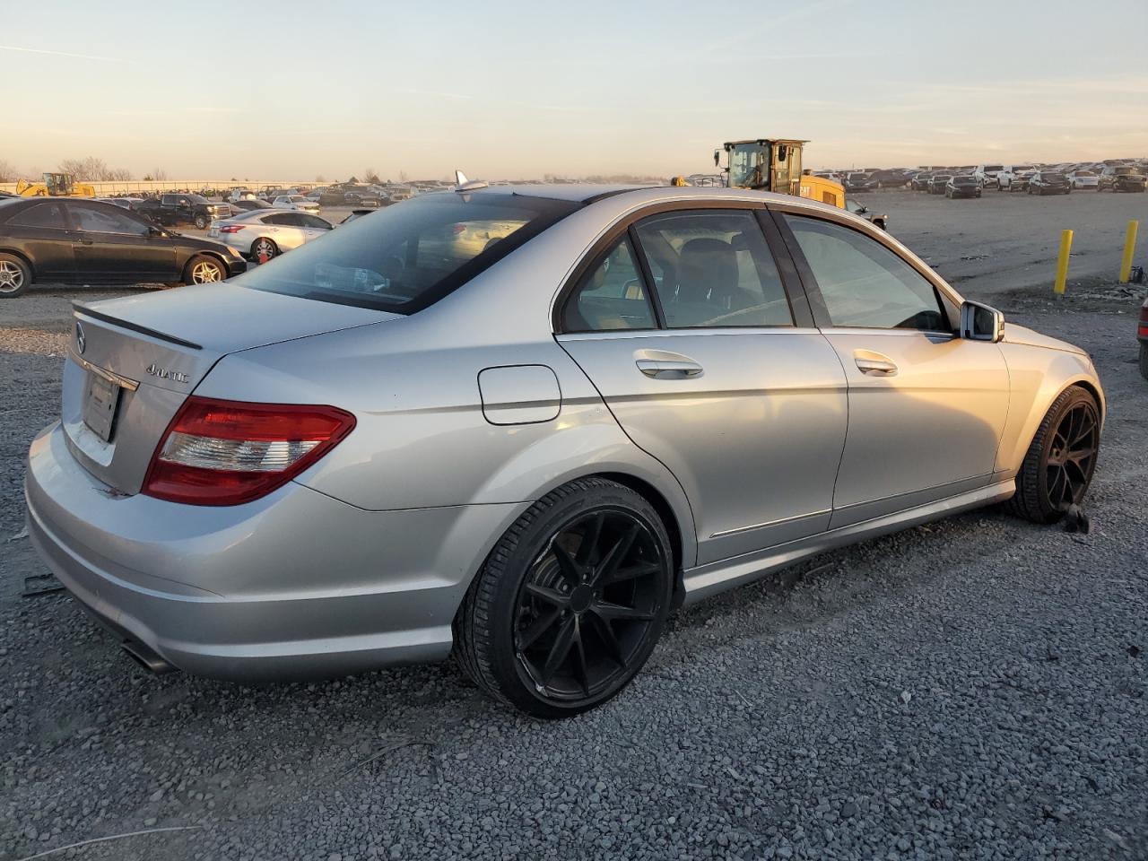 Image 3 of 2010 MERCEDES-BENZ C 300 4MATIC 2010 with VIN WDDGF8BB1AR116921