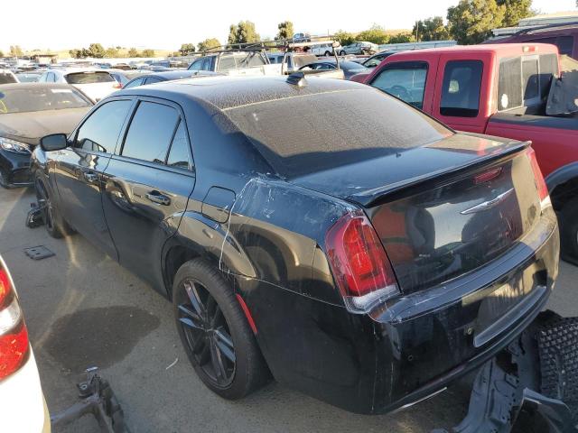 Изображение 2 2015 CHRYSLER 300 S 2015 с VIN 2C3CCABT1FH755958