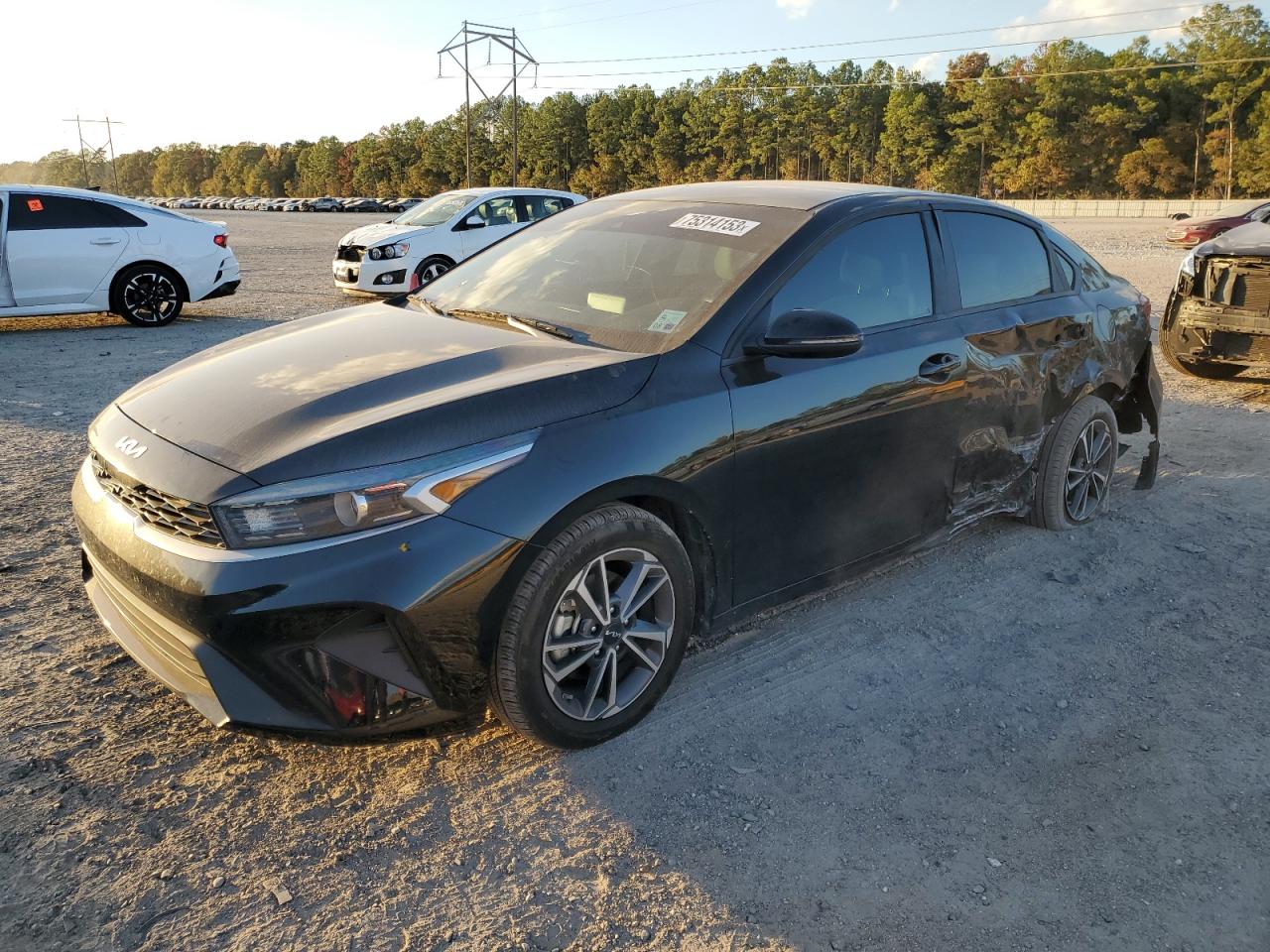 Image 1 of 2023 KIA FORTE LX 2023 with VIN 3KPF24AD0PE513716