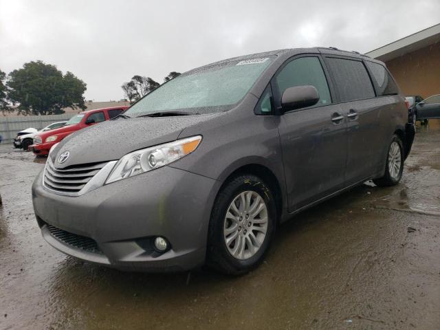 Image 1 of 2015 TOYOTA SIENNA XLE 2015 with VIN 5TDYK3DC6FS611384