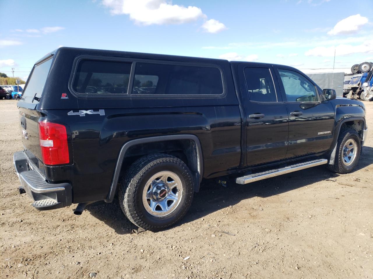 Image 3 of 2014 GMC SIERRA K1500 2014 with VIN 1GTV2TEC6EZ231377