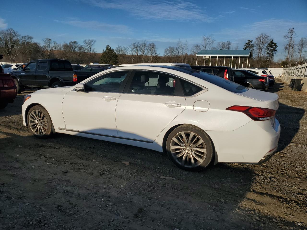 Изображение 2 2015 HYUNDAI GENESIS 5.0L 2015 с VIN KMHGN4JF8FU076704