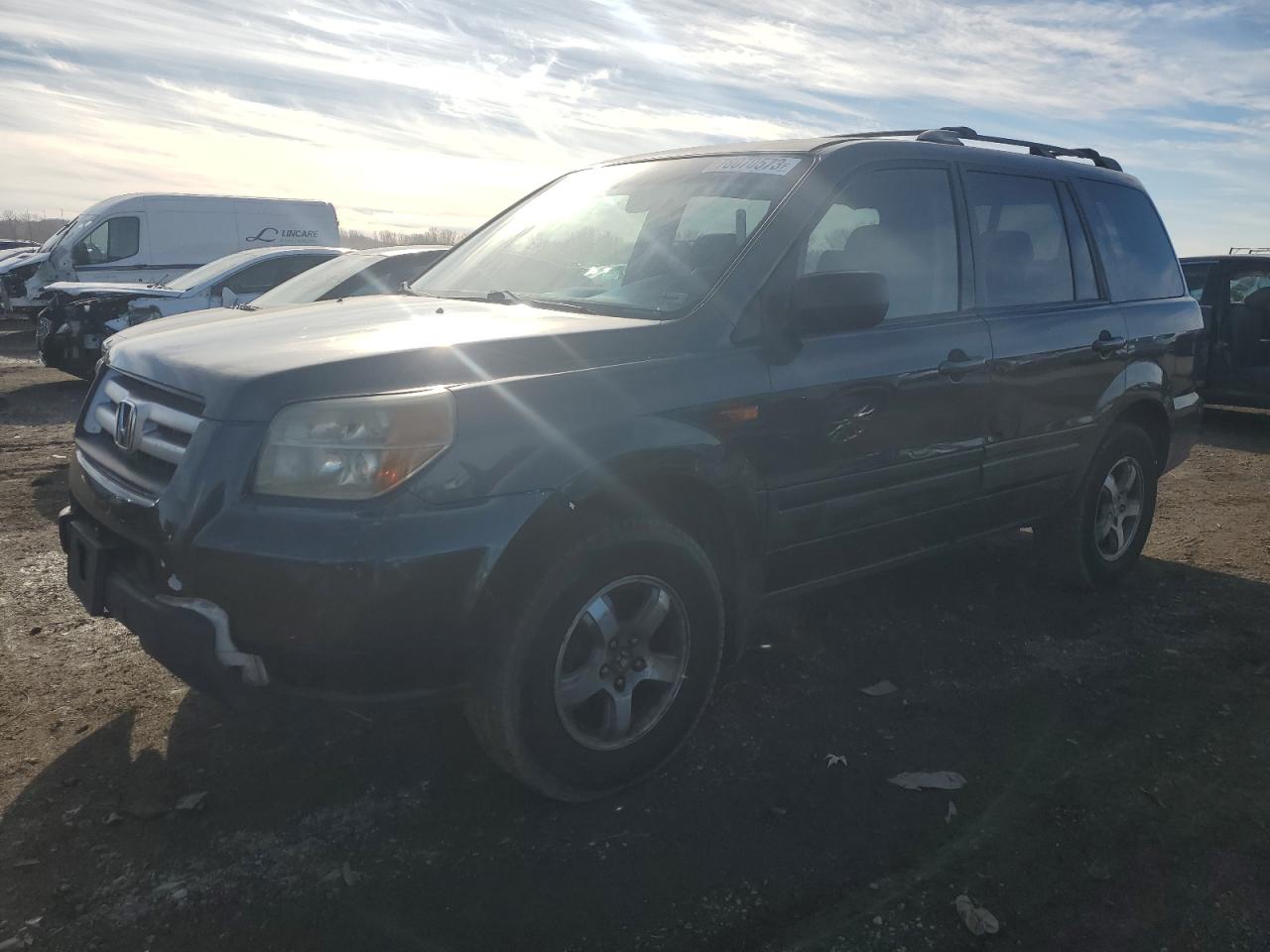Image 1 of 2006 HONDA PILOT EX 2006 with VIN 5FNYF18486B002992